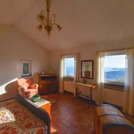 Vila Peaceful In Rapallo